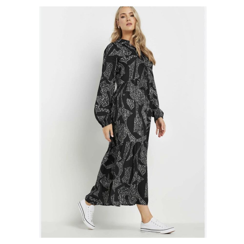 LTS Long Tall Sally Maxi Dress Size 10 Black White Geometric Print Tiered Long